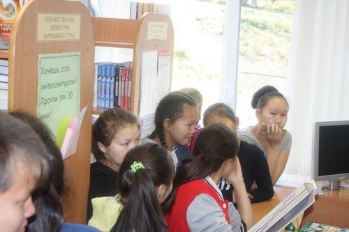 5 сентября Центральную библиотеку п. Тура посетили с экскурсией по библиотеке учащиеся Туринской средней школы - интернат имени А. Н. Немтушкина