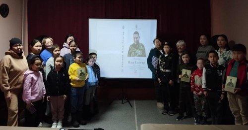 Презентация книги «Рядовой Илья Елдогир: очерк о жизни командира разведывательной группы специальной военной операции»